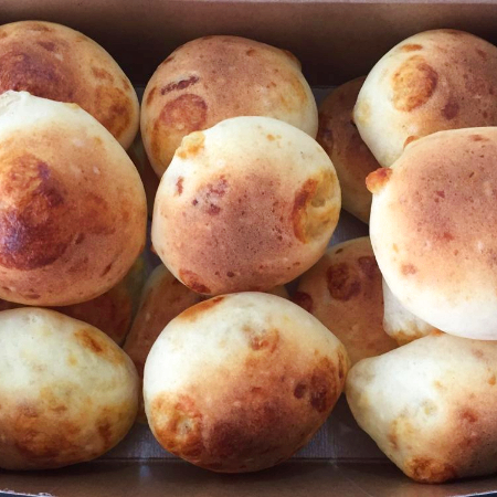 16 Mini Pandebonos Extra Queso