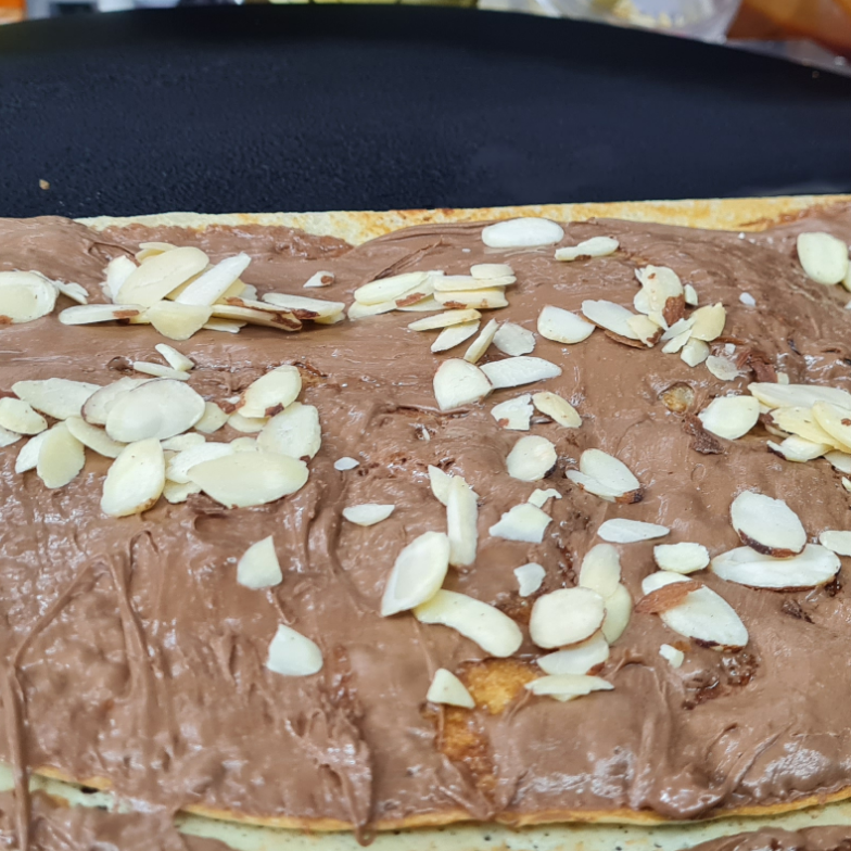 Crepa Fruto Seco y Base de Dulce