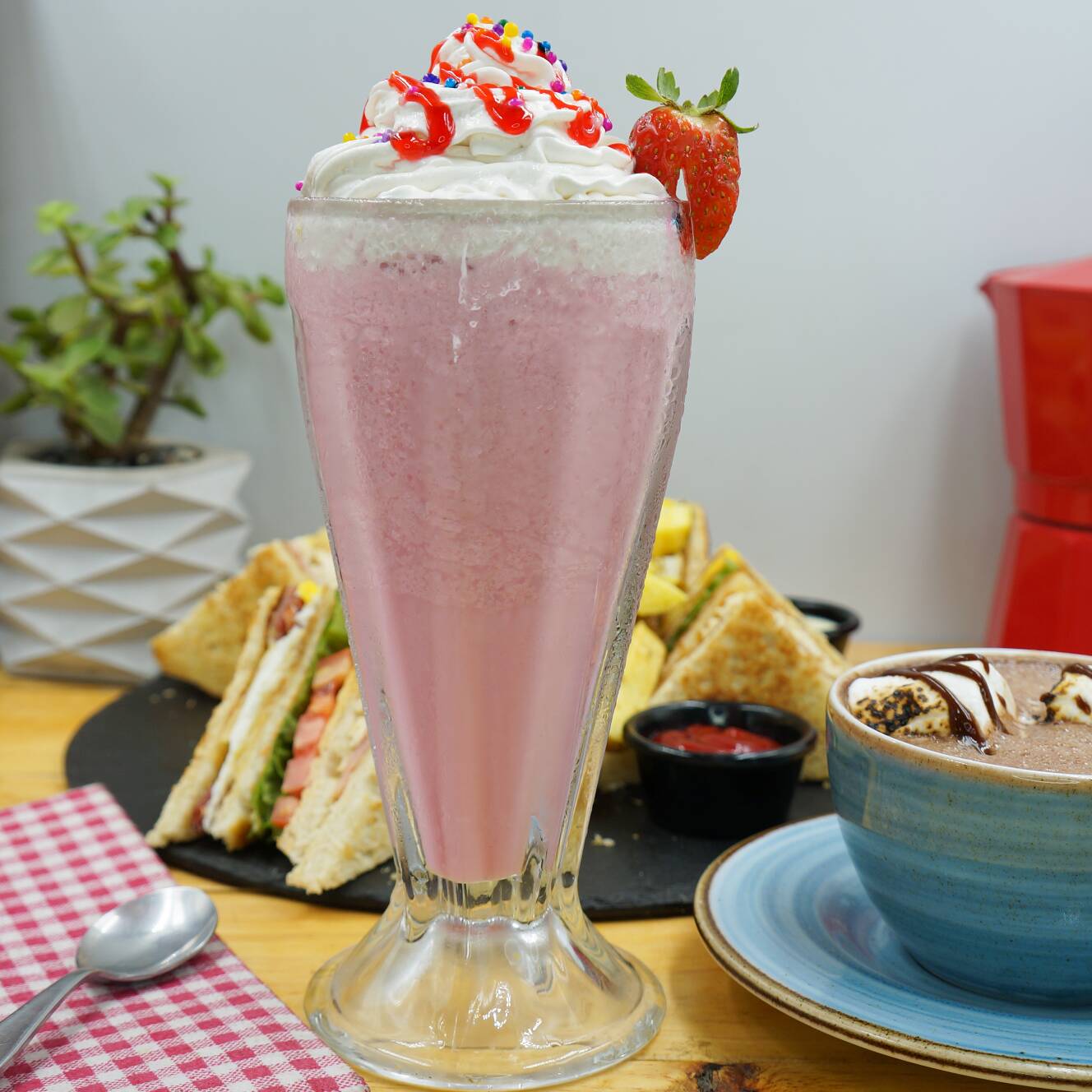 Milkshake de Fresa 16 Oz