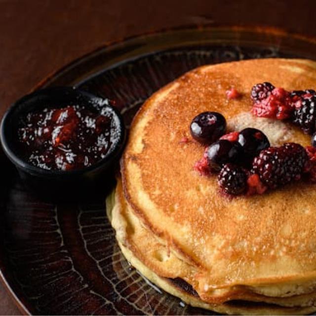 HOT CAKES