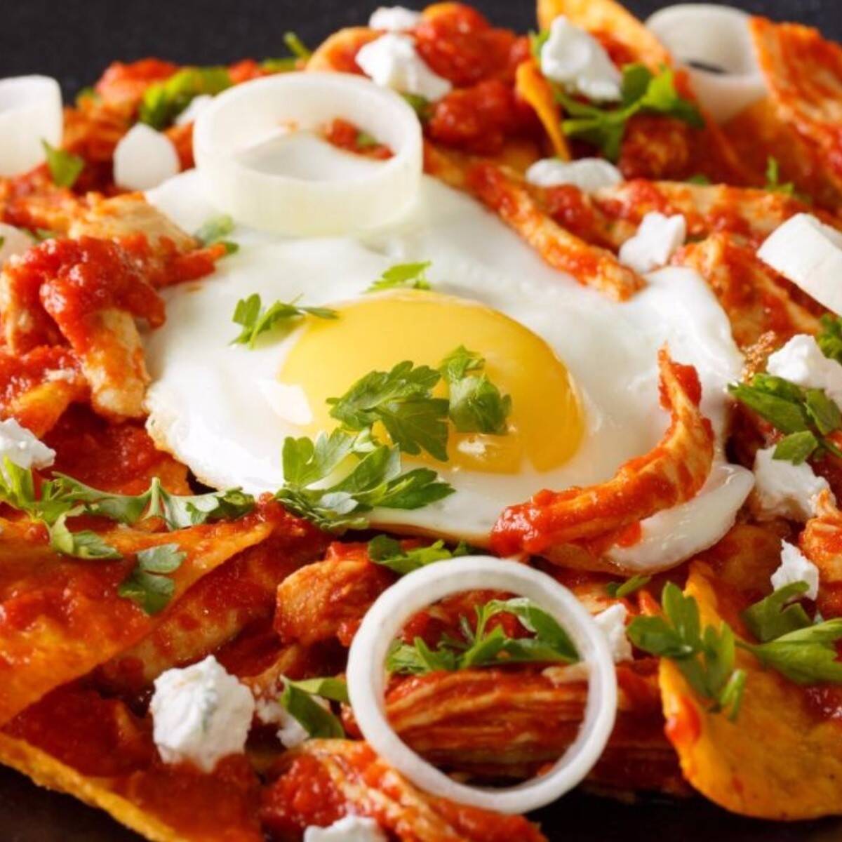 Chilaquiles con Huevo