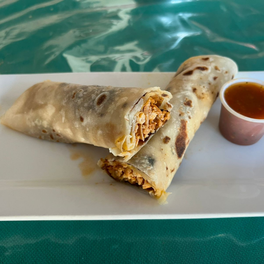 Burrito De Harina con Machaca, papa y verduras