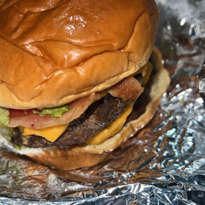 ChesseBusguer con papas