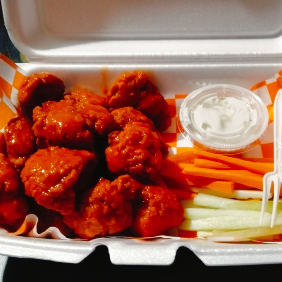 Boneless 12 Pzas.