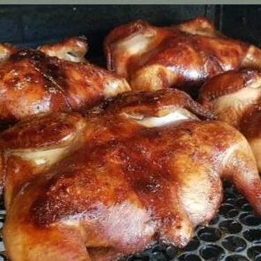 Frango de 550g em media temperado com vinho tinto