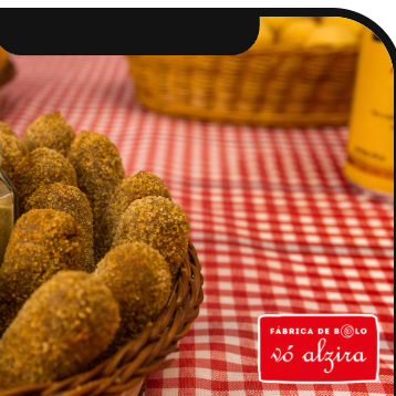 Salgadinho com massa leve e com recheio generoso. Frito e congelado, basta levar ao forno. Contém 20 unidades. Imagem meramente ilustrativa. Serve 4 Pessoas.