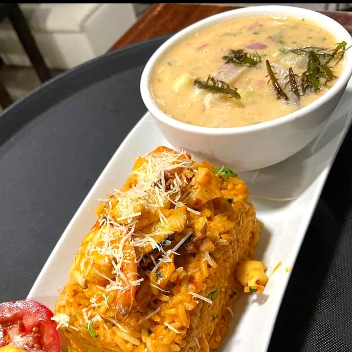 Trío: Leche de Tigre, Arroz con M. y Chicharrón