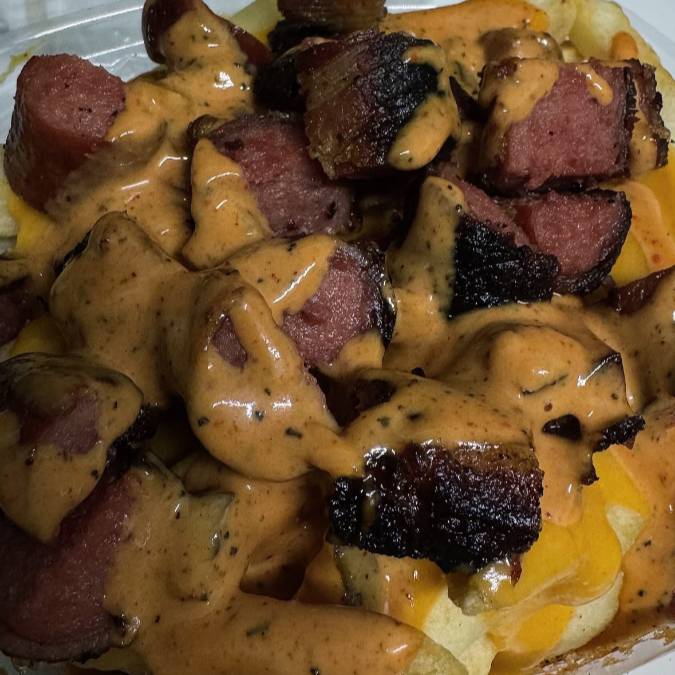 SALCHIPAPAS CON TOCINO