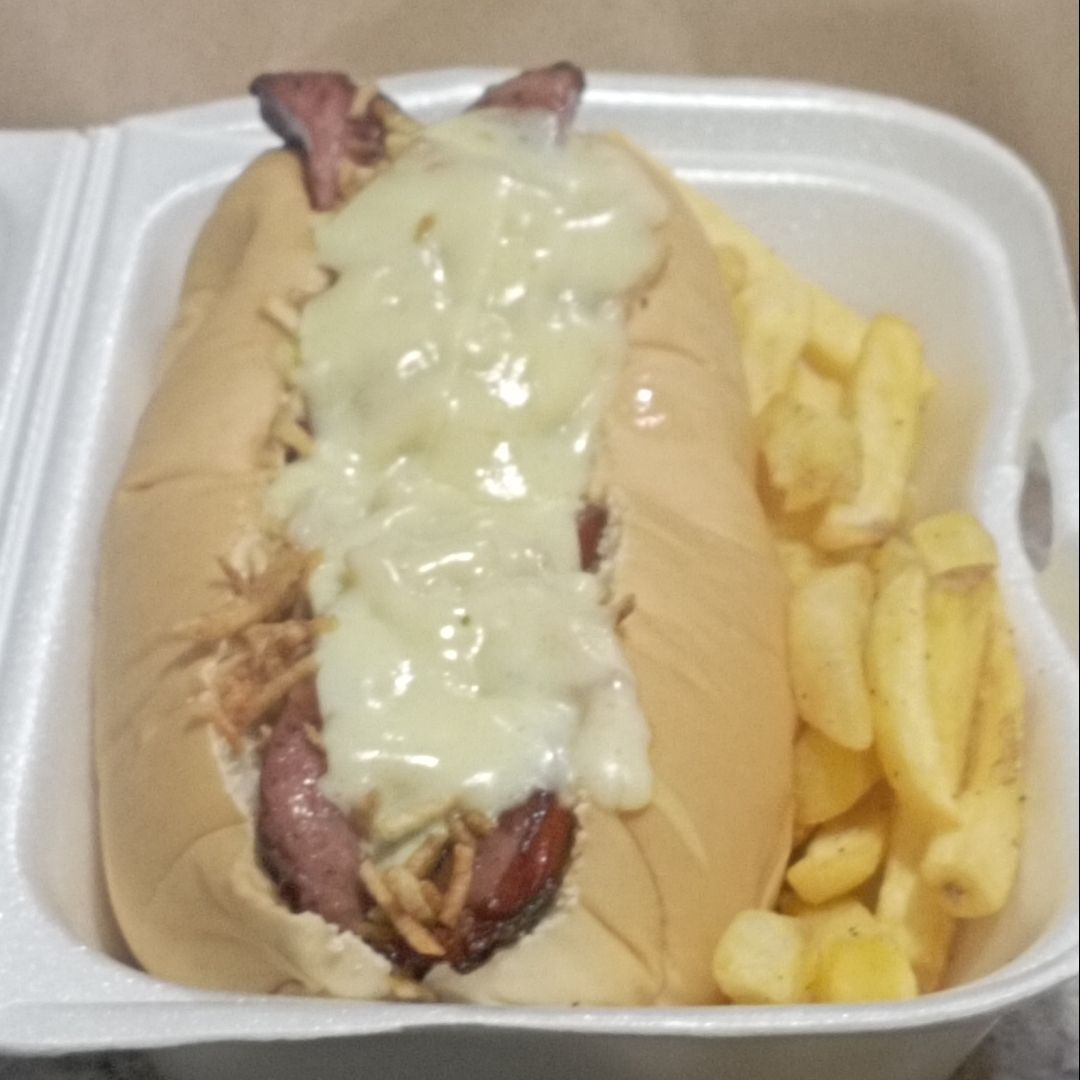 Perro.suizo Gratinado + Papás + Gaseosa