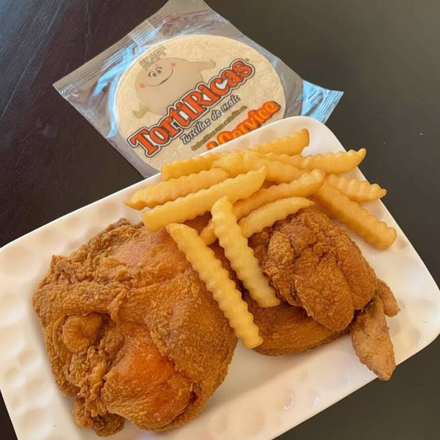 Porción de Cuarto y Muslo con Papas