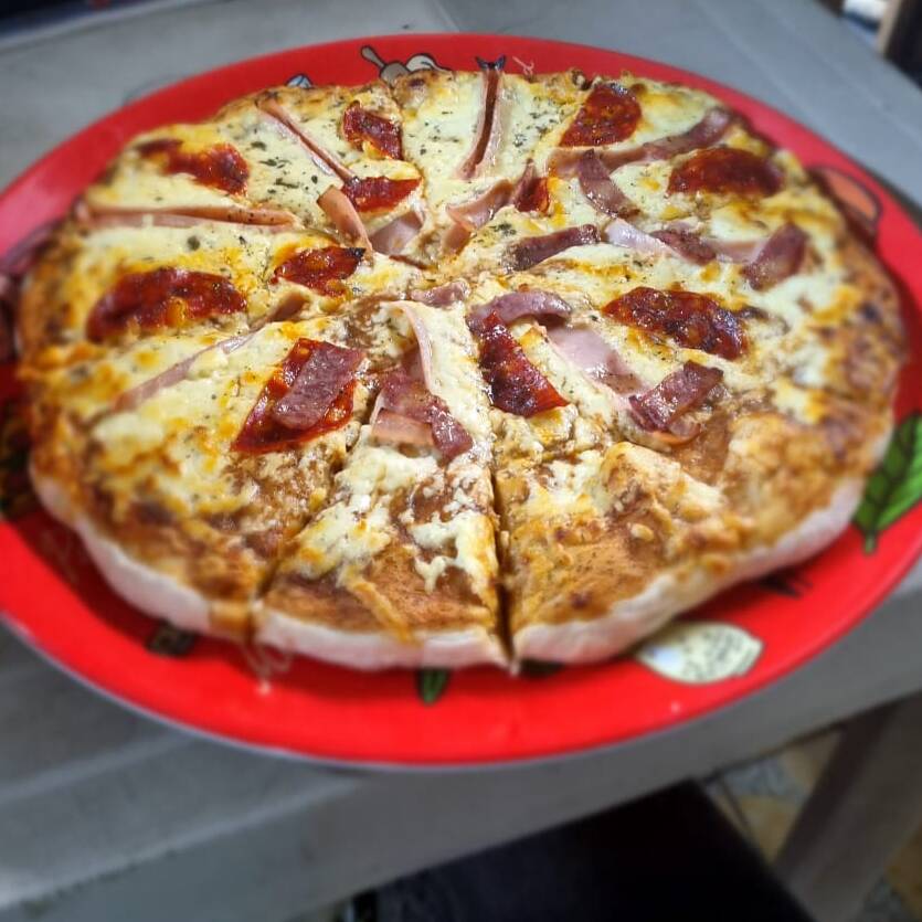 Combo Arma Tu Pizza y Bebida 400 ml