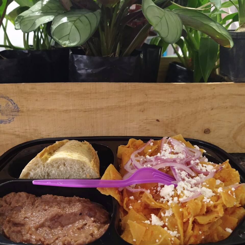 Chilaquiles Rojos
