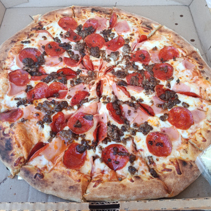 Pizza de Carnivora L