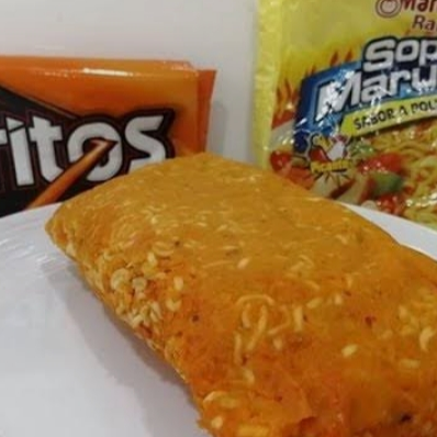 Tamal De Dorito Con Maruchan