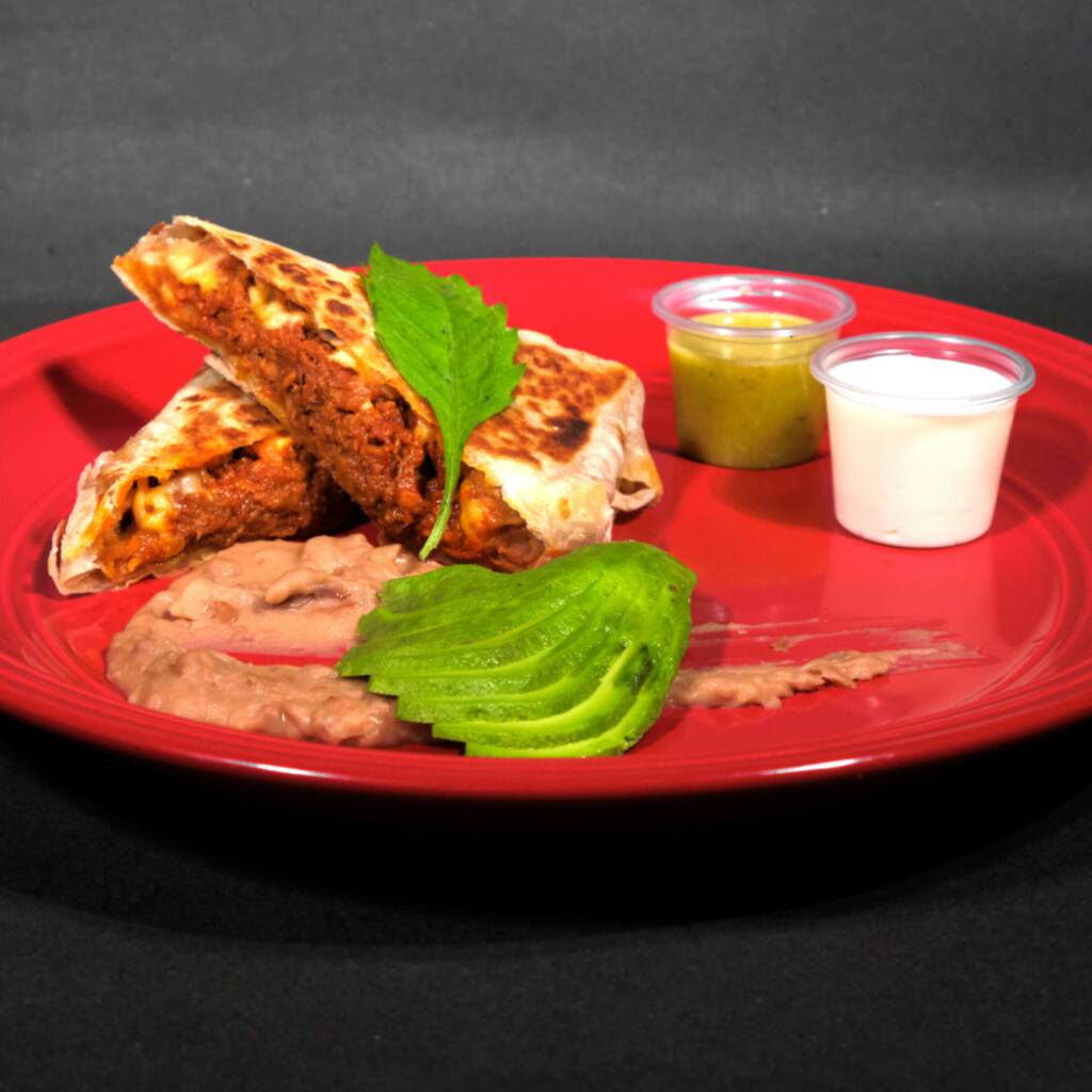 Burrito de Deshebrada Guisada