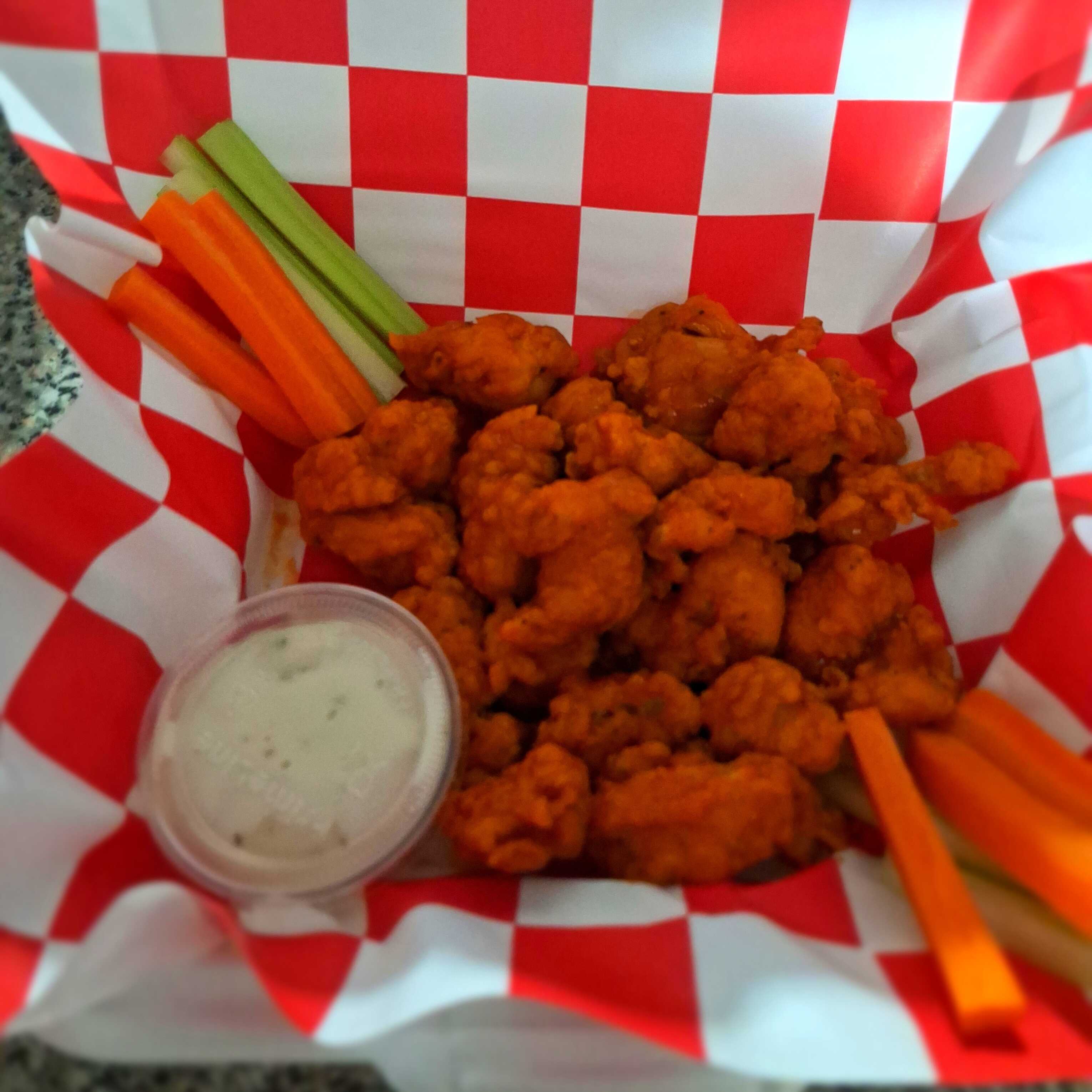 Orden de Boneless (Búfalo o BBQ)