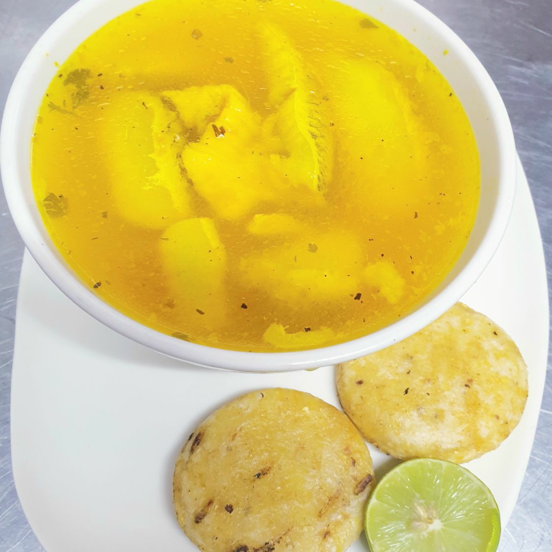 Consome de pescado