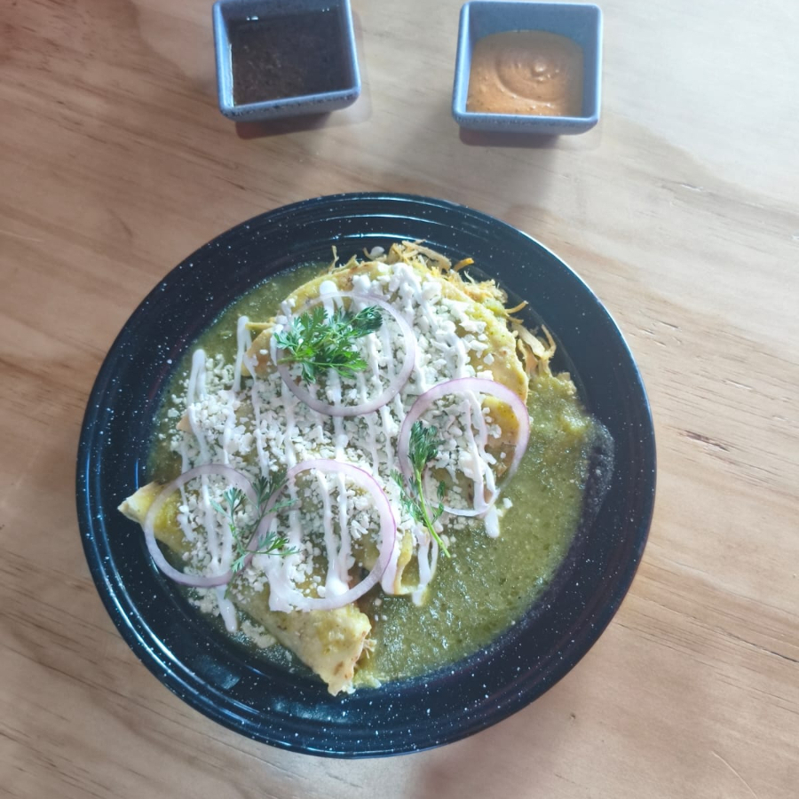 ENCHILADAS VERDES LIMBO TIPO ZUISAS
