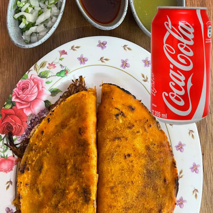 Dos Quesabirrias + COCA-COLA