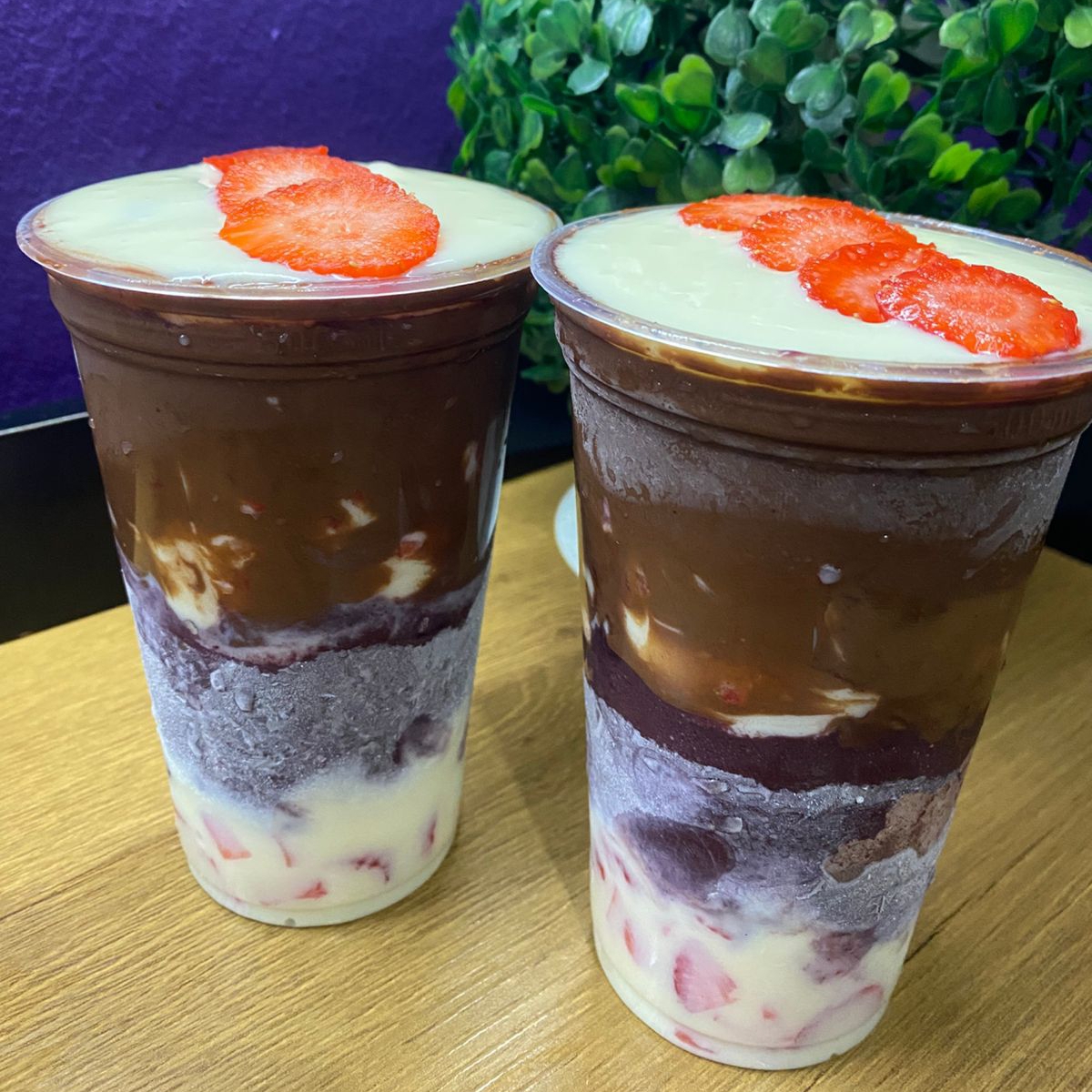 💜 COMBO PARA 2 PESSOAS! 😍 Açaí geladinho, cremoso e cheio de sabor para dividir esse momento delicioso! 🍇✨