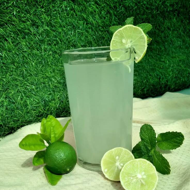 AGUA DE LIMON