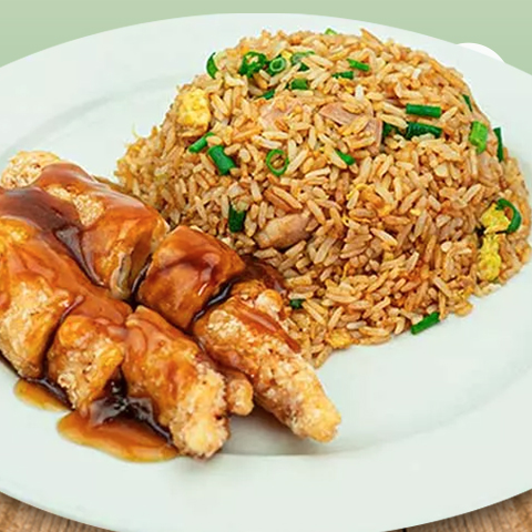 Enrollado de Pollo y Chaufa