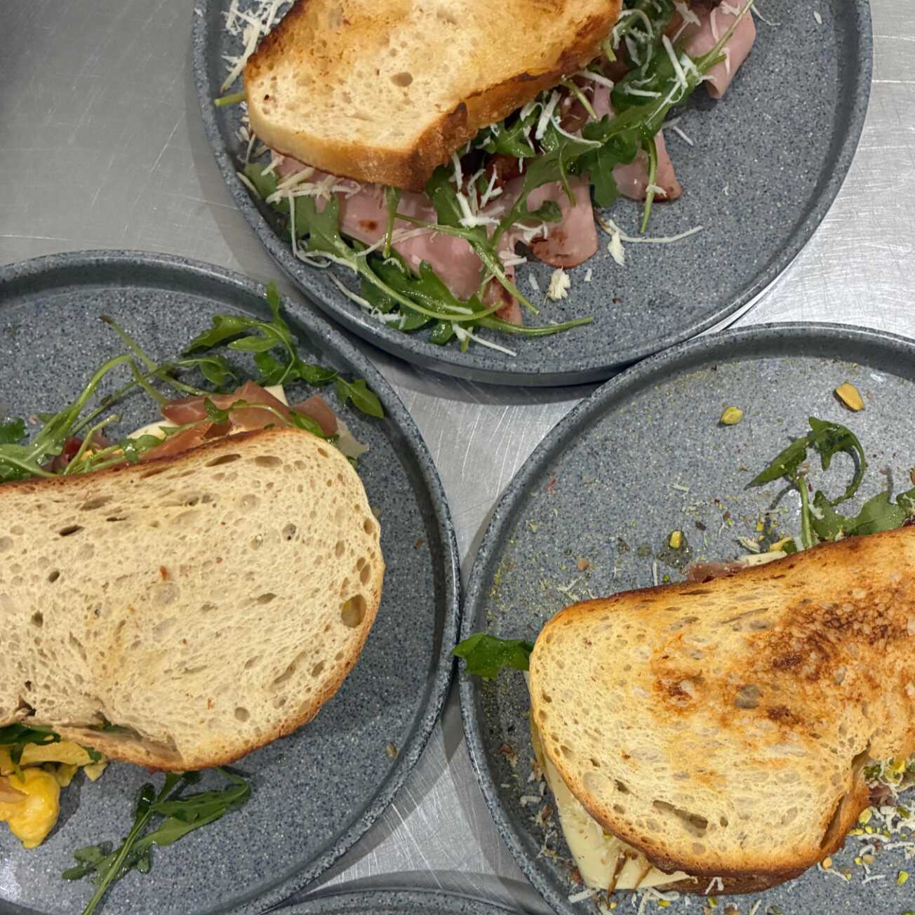 Sandwich Serranito Alioli