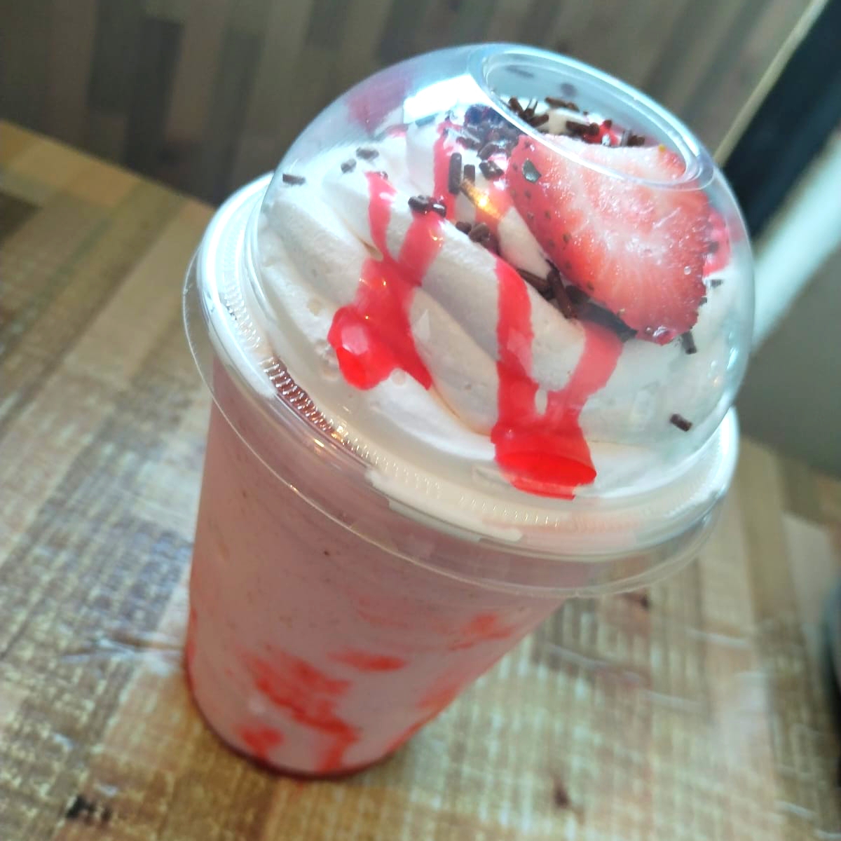 FRESAS CON CREMA