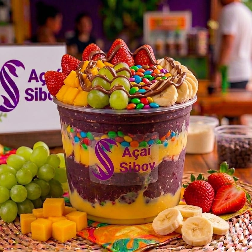 Turbine seu açaí com a cremosidade do Leite Moça, o sabor único da Nutella e o toque clássico do Leite Ninho. Uma explosão de sabor em cada colherada. Monte sua combinação perfeita!