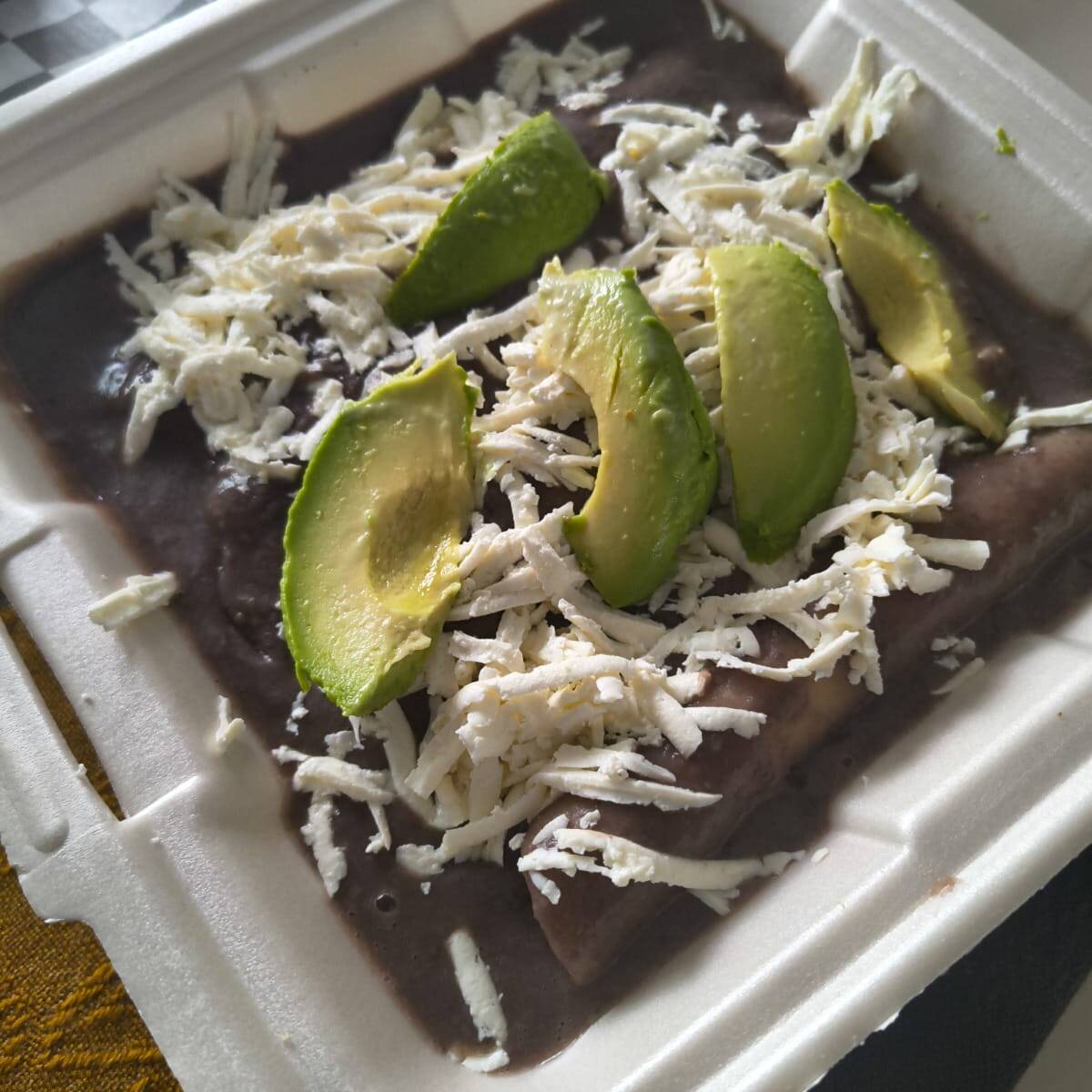 Enfrijoladas con Pollo