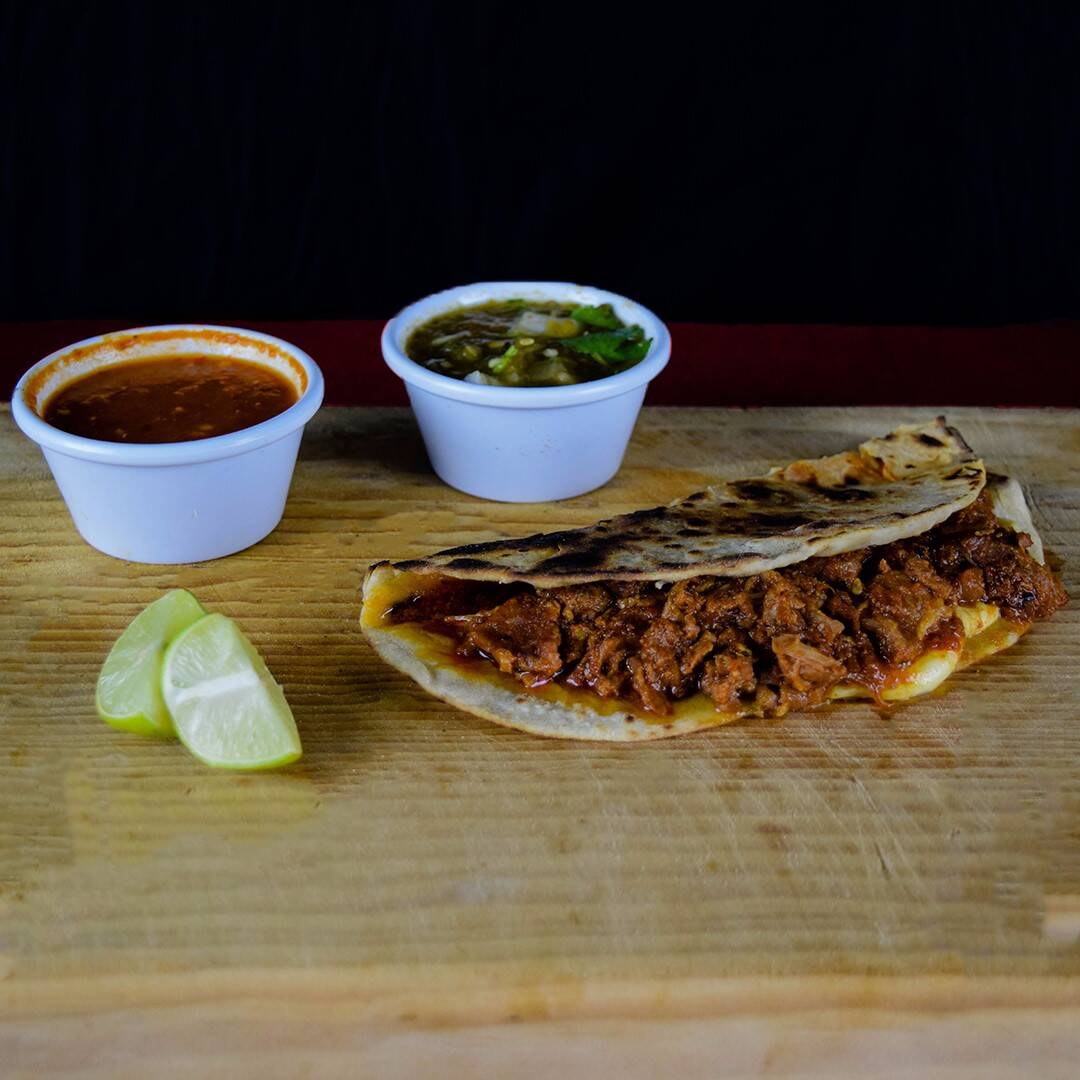 2 Tacos Dorado de Villa + Soda 600 ML