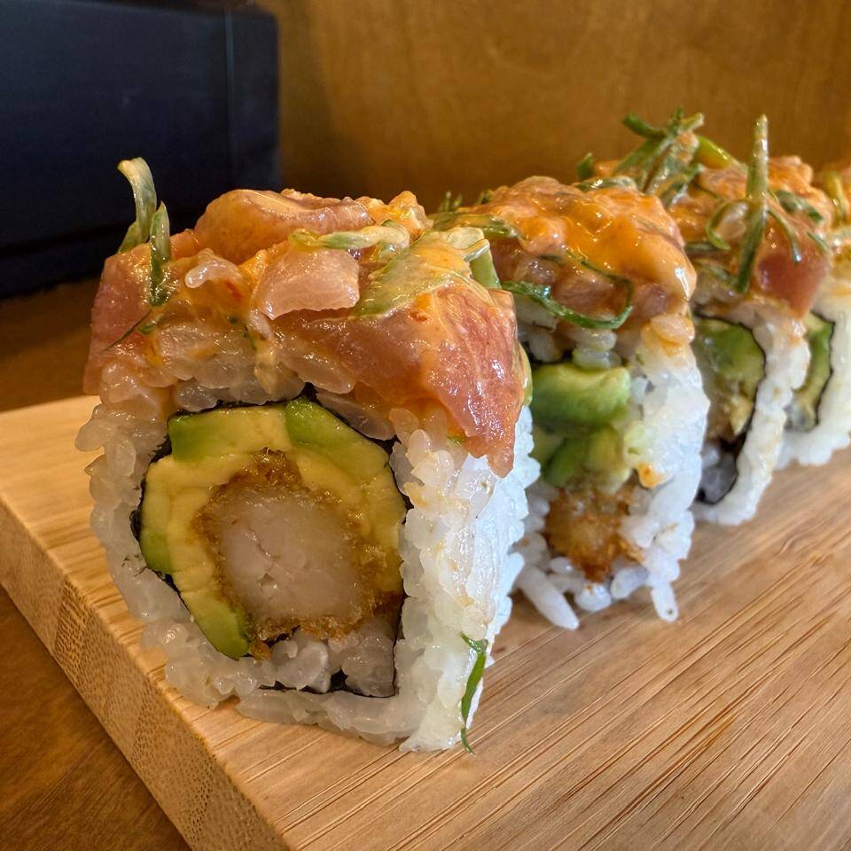SPICY TUNA ROLL