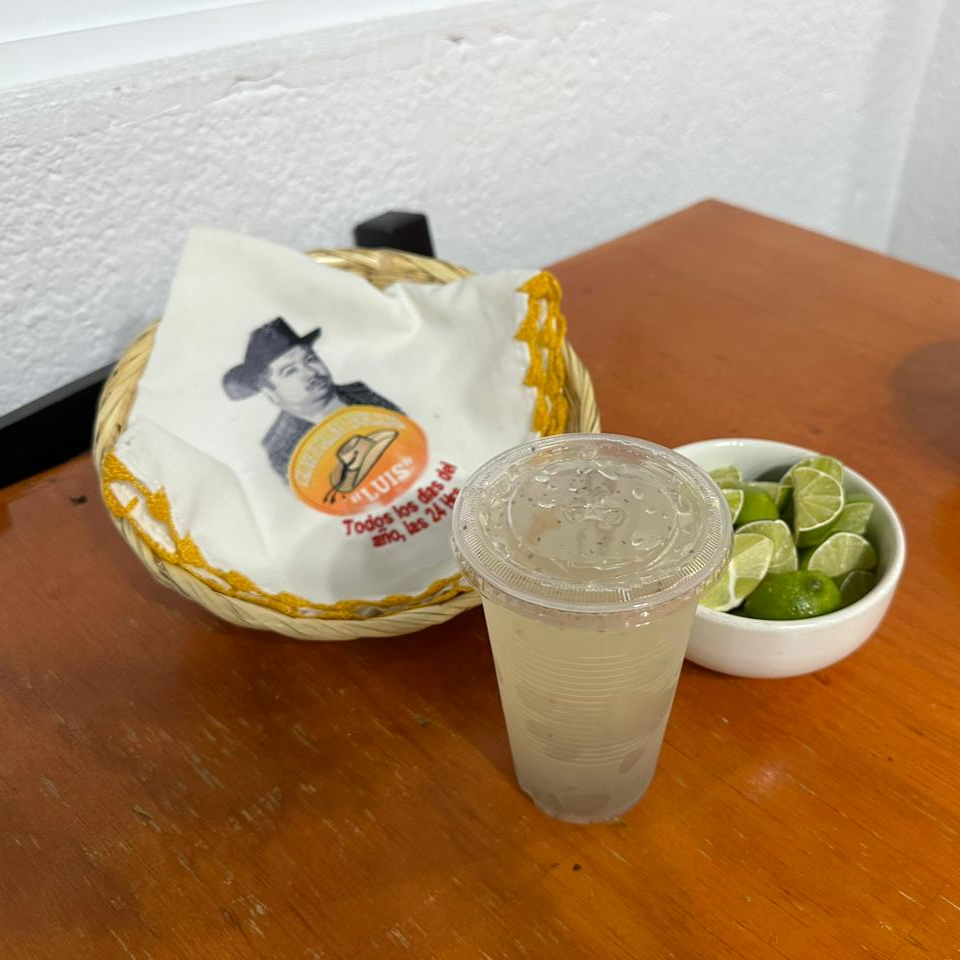 Agua de Limón