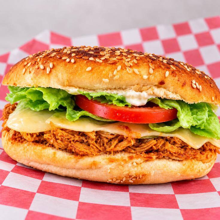 TORTA NORTEÑA DE PIERNA ADOBADA CON QUESO