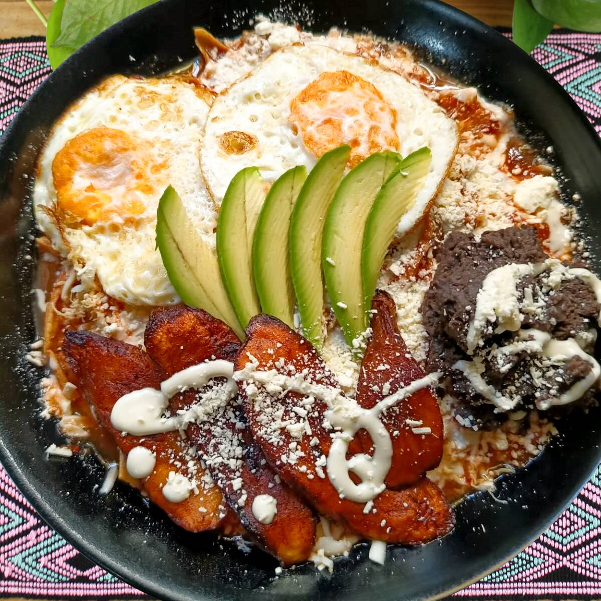 Chilaquiles con Huevos