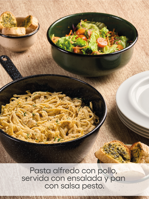 Menu x 4 Pasta Alfredo con Pollo