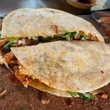 Gringa de Asada y Chorizo