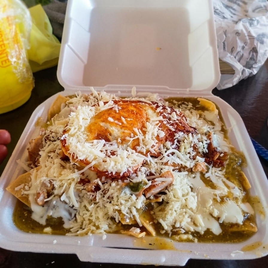 Chilaquiles Chicos con Huevo