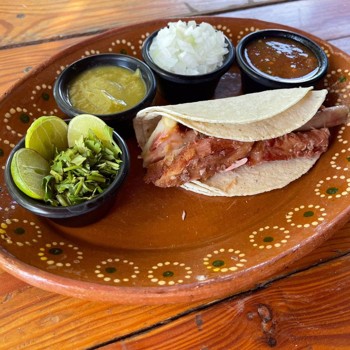 Taco de Carnitas (Costilla)