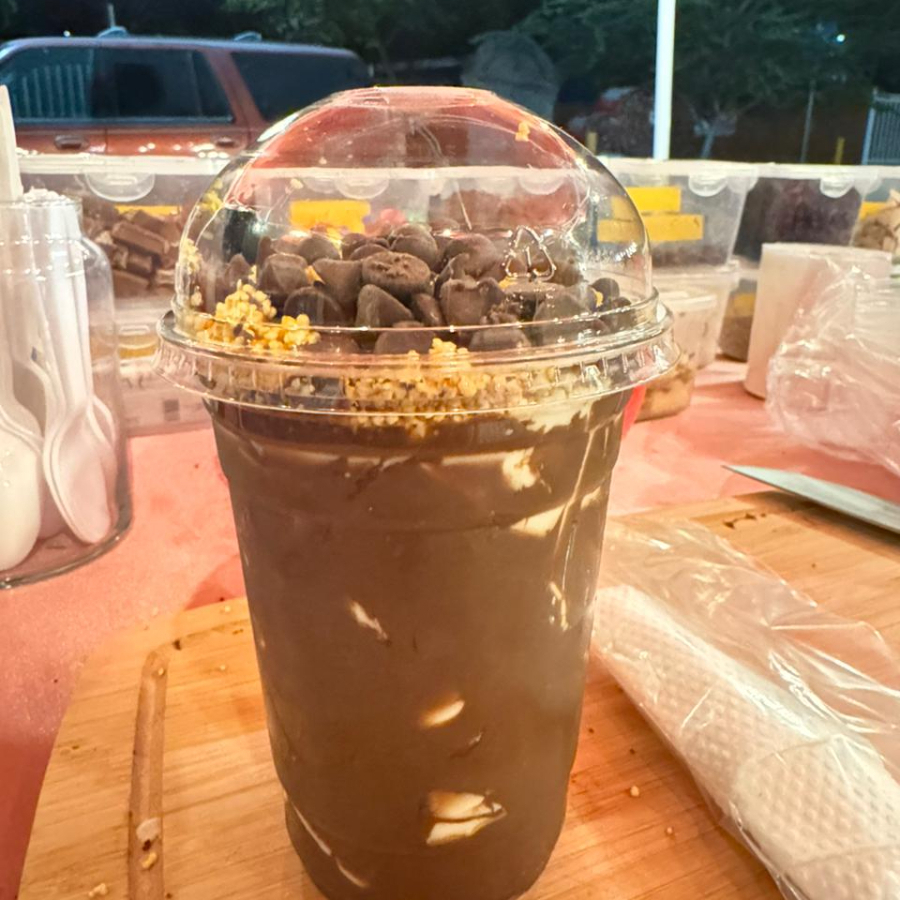 FRESAS CON CREMA Y NUTELLA VASO MEDIANO 12 OZ