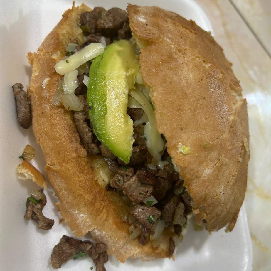TORTA DE BISTEC