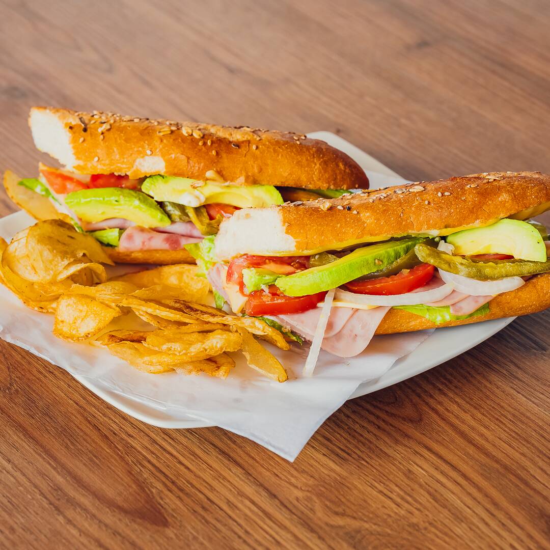 Baguette de Jamón y Queso Manchego