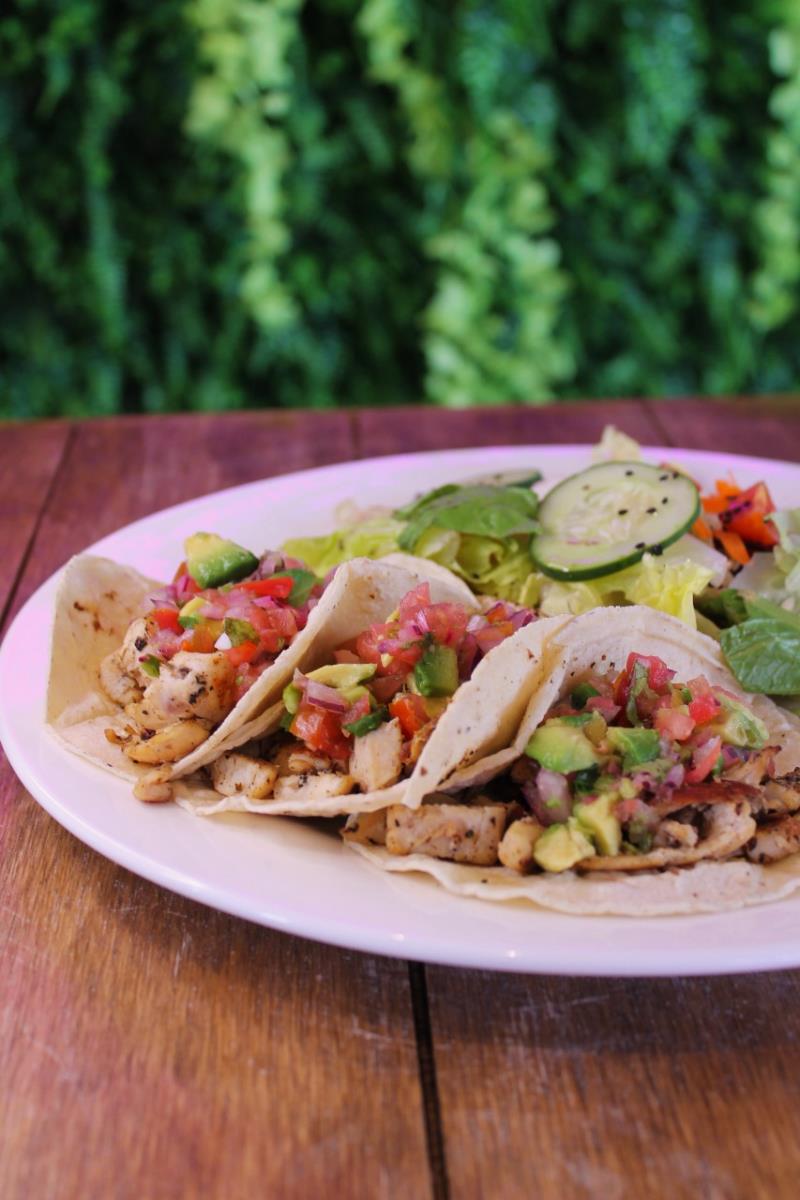 TACOS DE POLLO