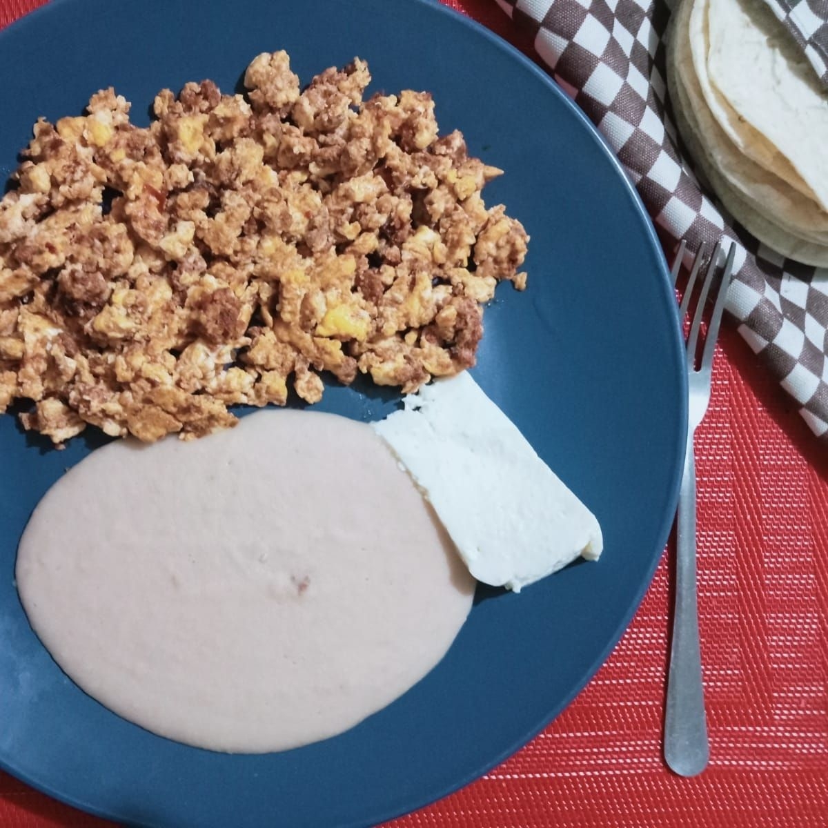 Huevos Revueltos Con Chorizo