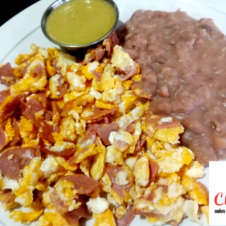 Combo Desayuno Feliz
