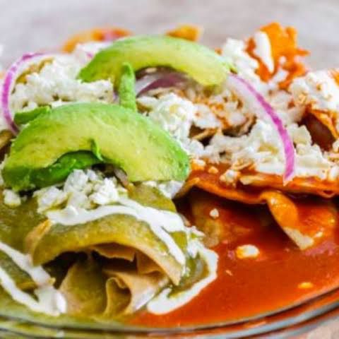 Chilaquiles Divorciados + Proteína 🥩