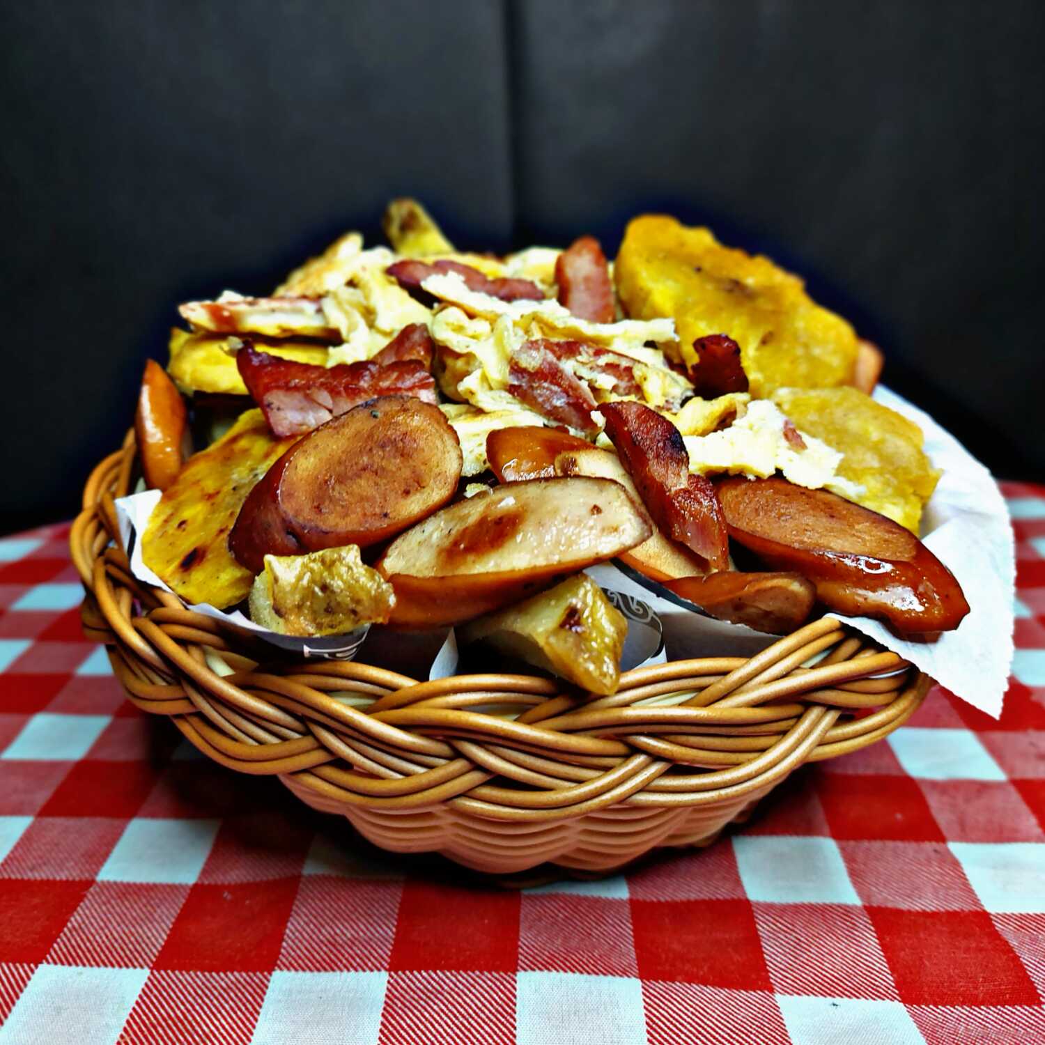 Salchipapa La Colorada