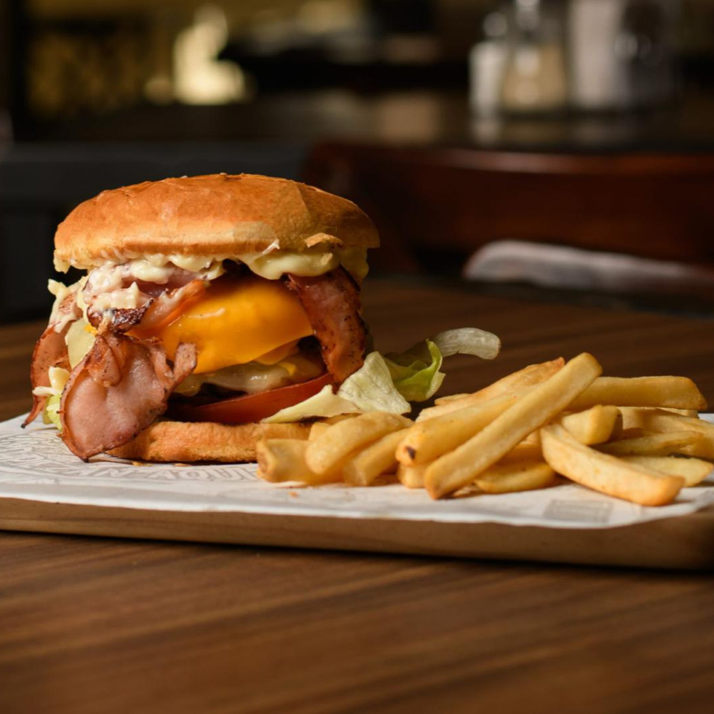 HAMBURGUESA ESPECIAL