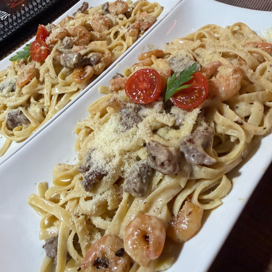 FETTUCCINE MAR Y TIERRA