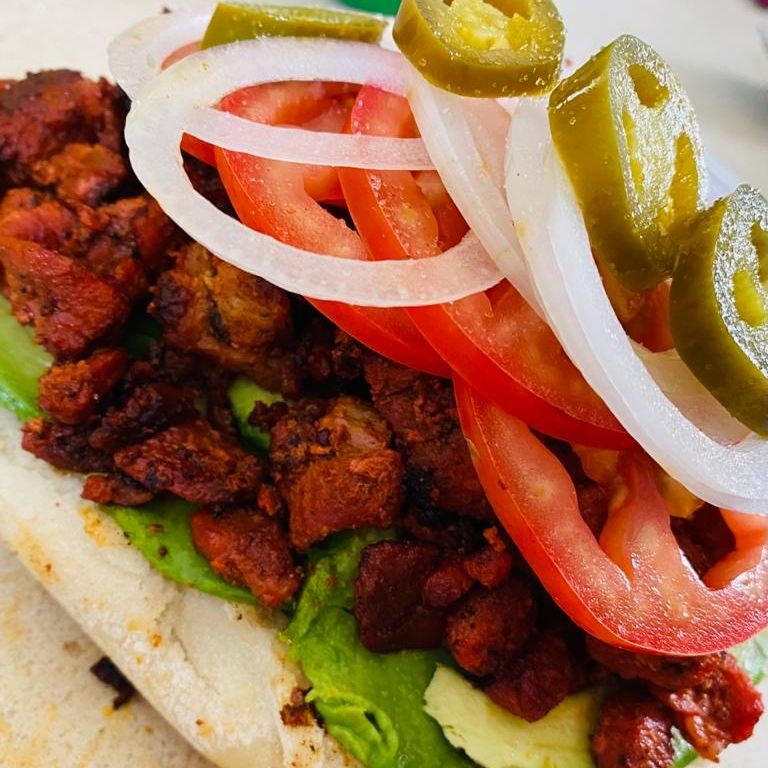 ADOBADA CON AGUACATE